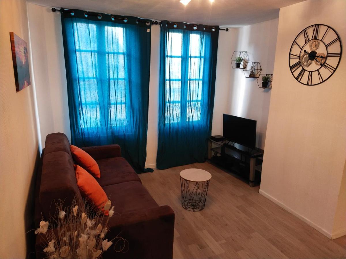 Pont De Gien Apartment Exterior photo